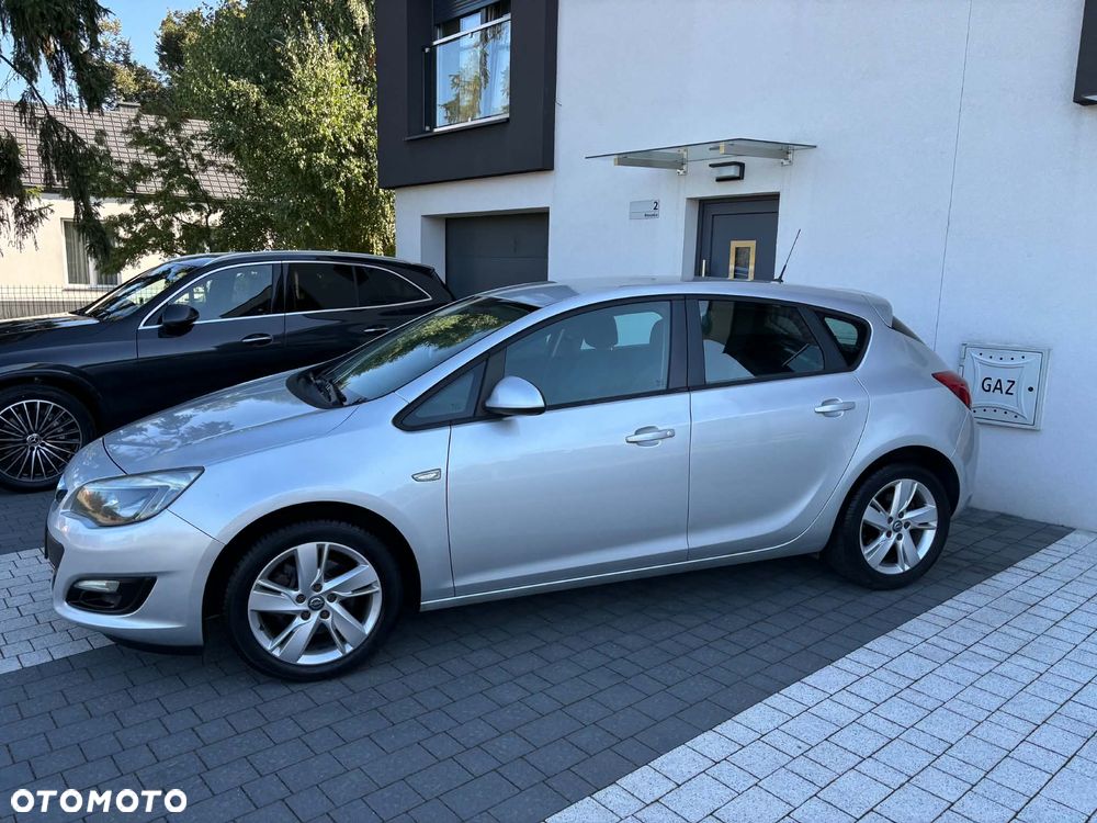 Opel Astra 1.7 CDTI Sport - 11