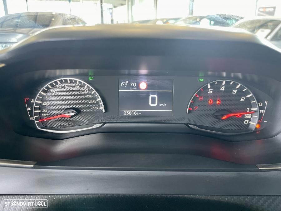 Peugeot 2008 1.2 PureTech Style - 12
