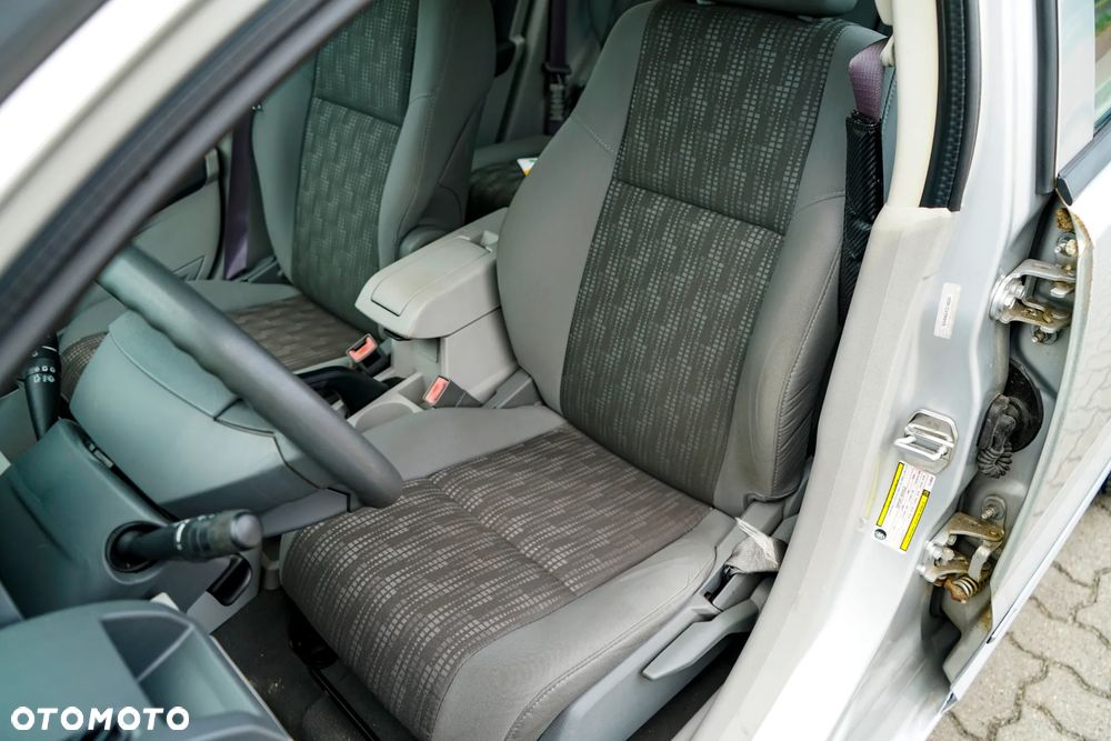 Dodge Caliber 1.8 SXT - 13