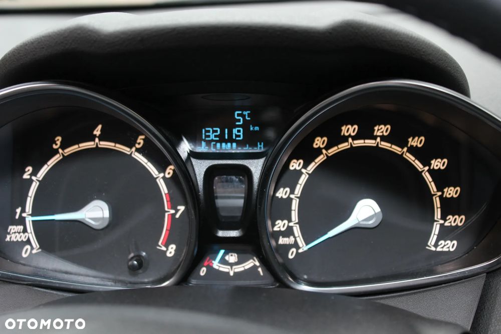 Ford Fiesta 1.0 EcoBoost STart-Stop ST-LINE - 28