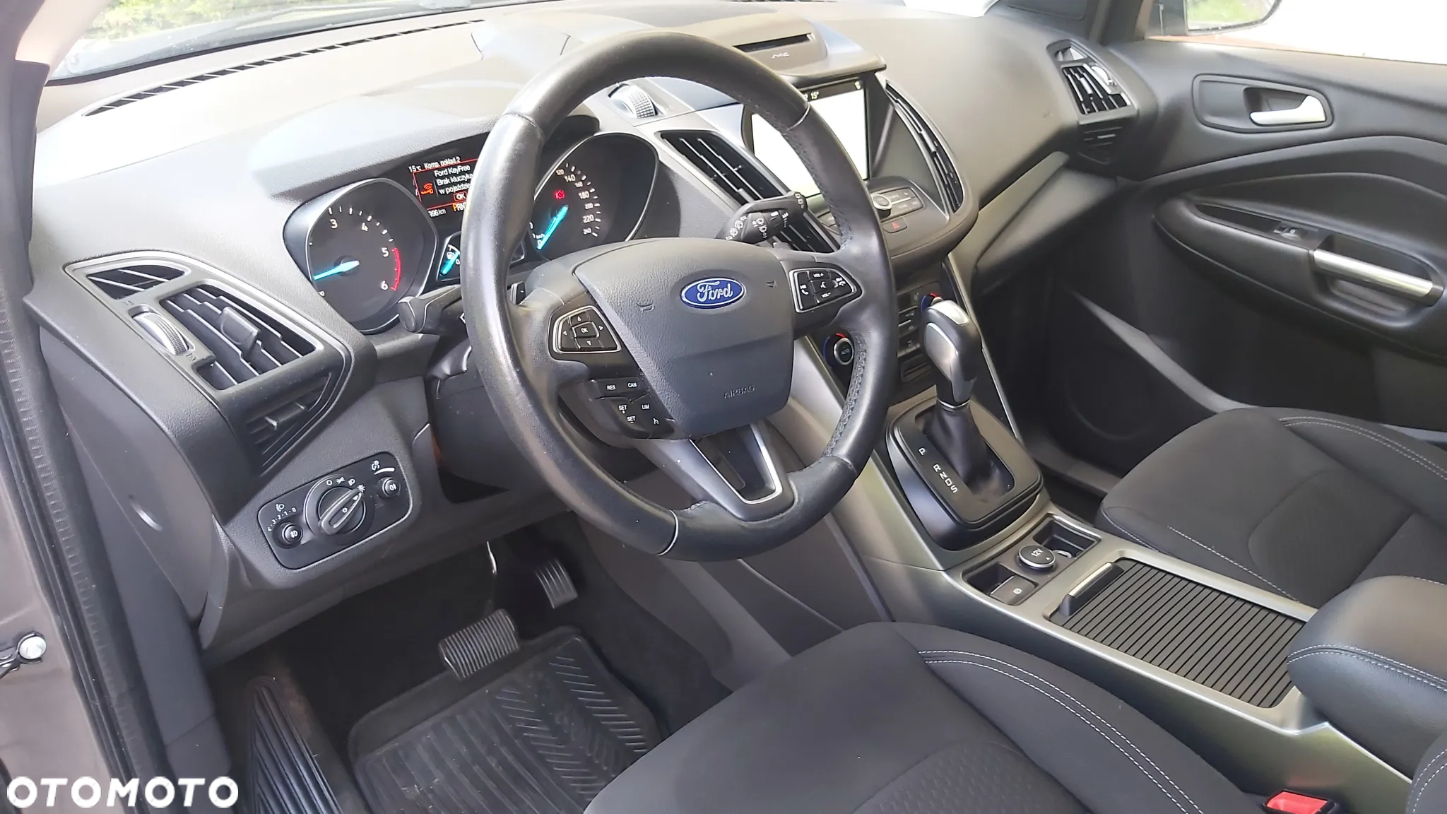 Ford Kuga - 14