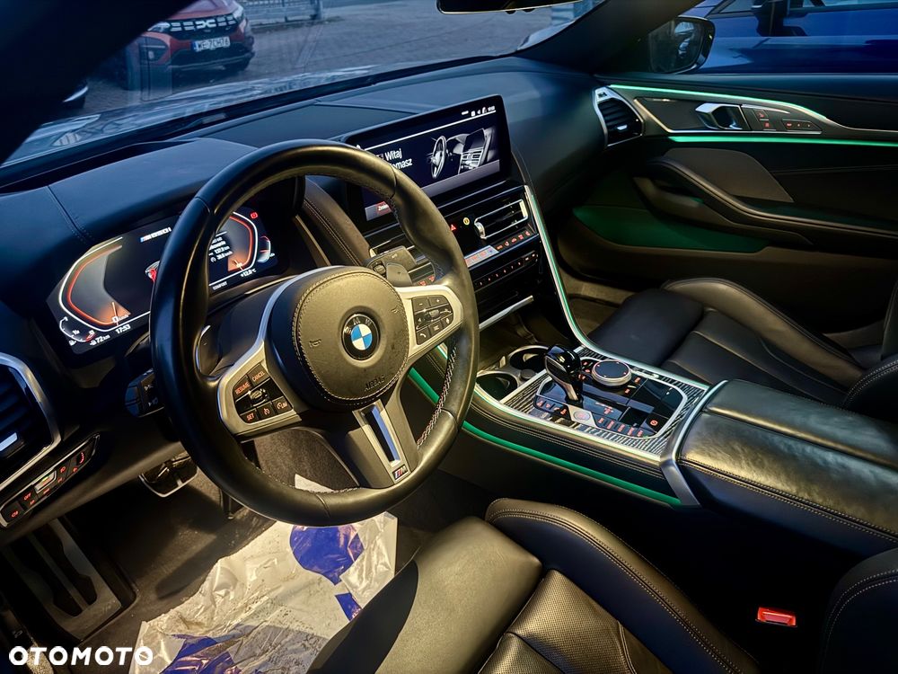 BMW Seria 8 - 36
