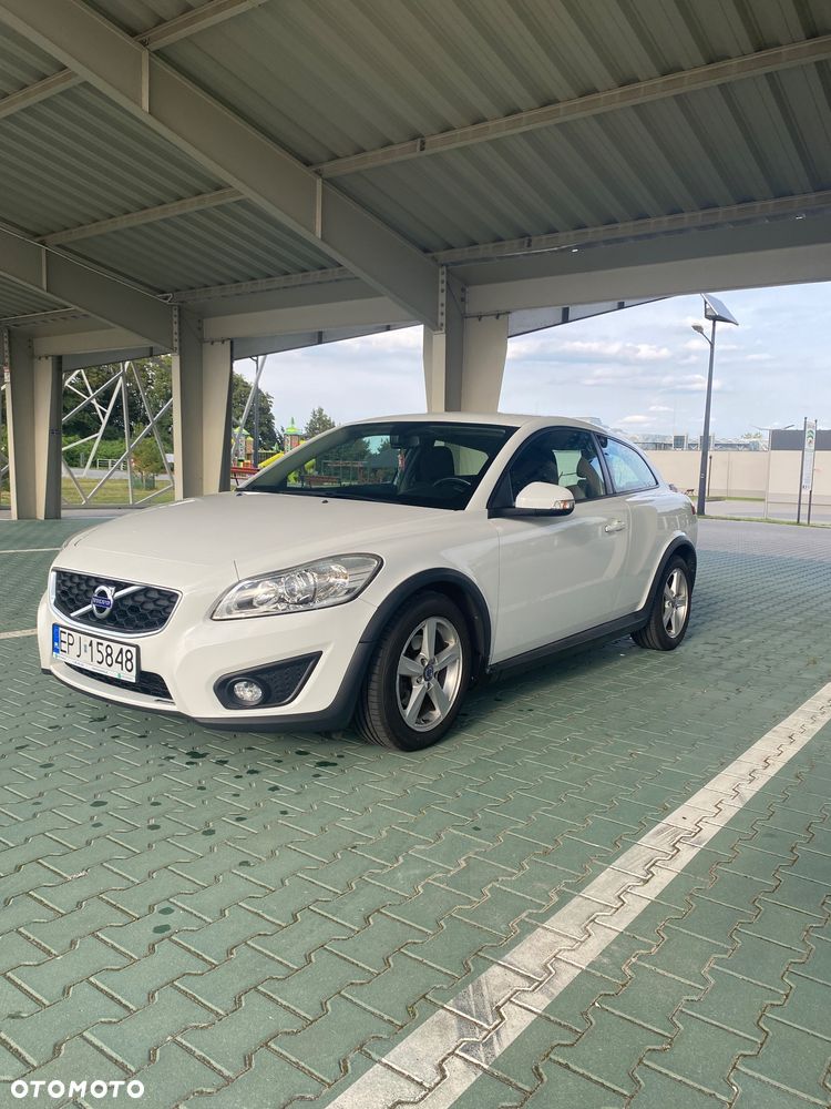Volvo C30 D2 R-Design - 9