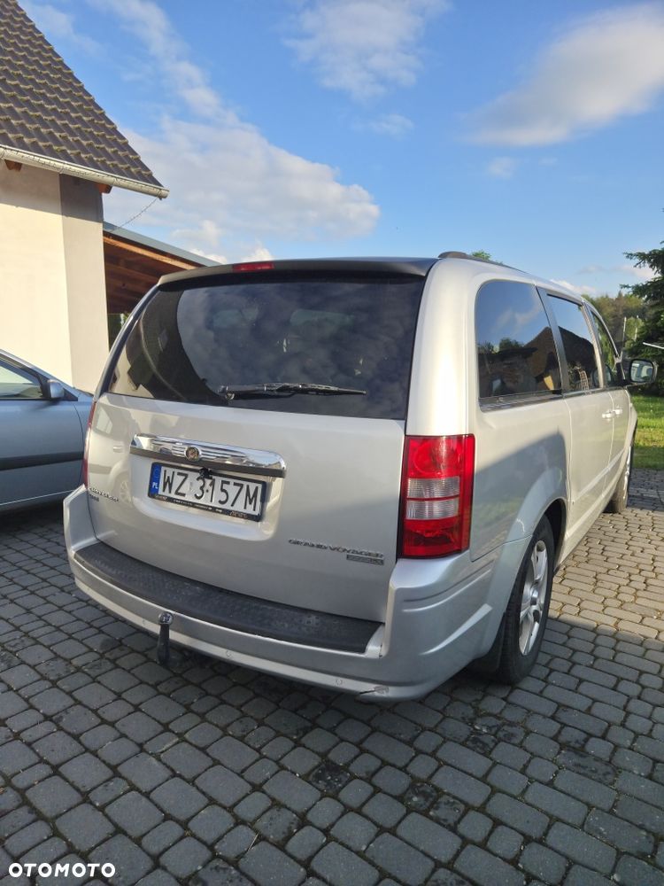 Chrysler Grand Voyager - 3