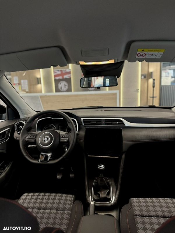 MG ZS 1.5 GSL 5MT Excite - 14
