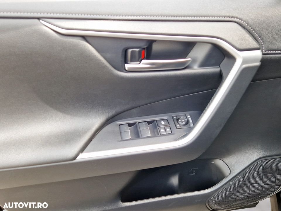 Toyota RAV4 - 17