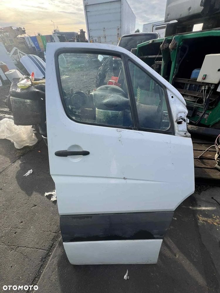 Drzwi prawe przednie Mercedes Sprinter 906 !! KOMPLETNE !! - 1