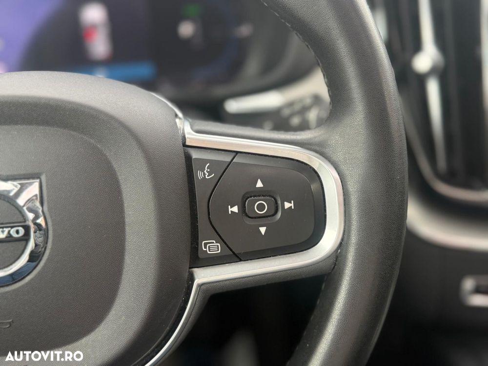 Volvo XC 60 Recharge T6 Twin Engine eAWD Inscription Expression - 16