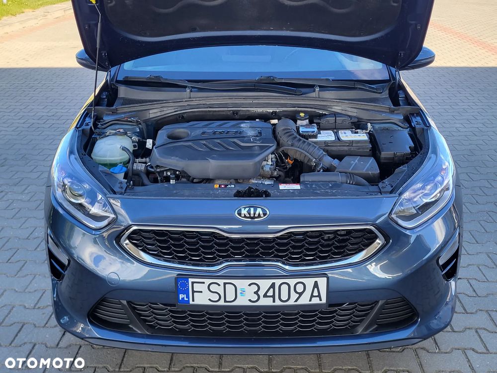 Kia Ceed - 37