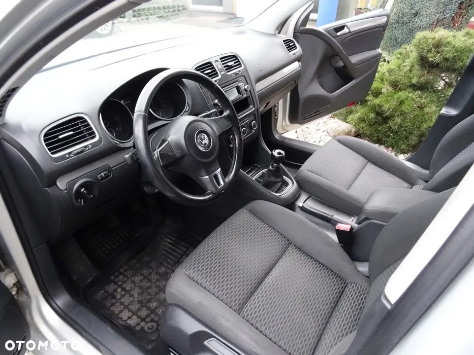 Volkswagen Golf VI 1.6 TDI Comfortline - 18