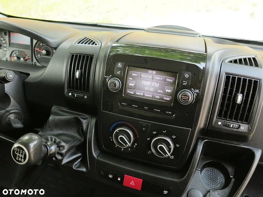 Peugeot Boxer - 24