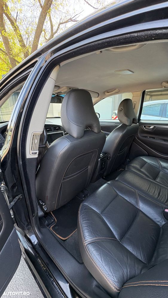 Volvo S60 2.4 Summum - 11