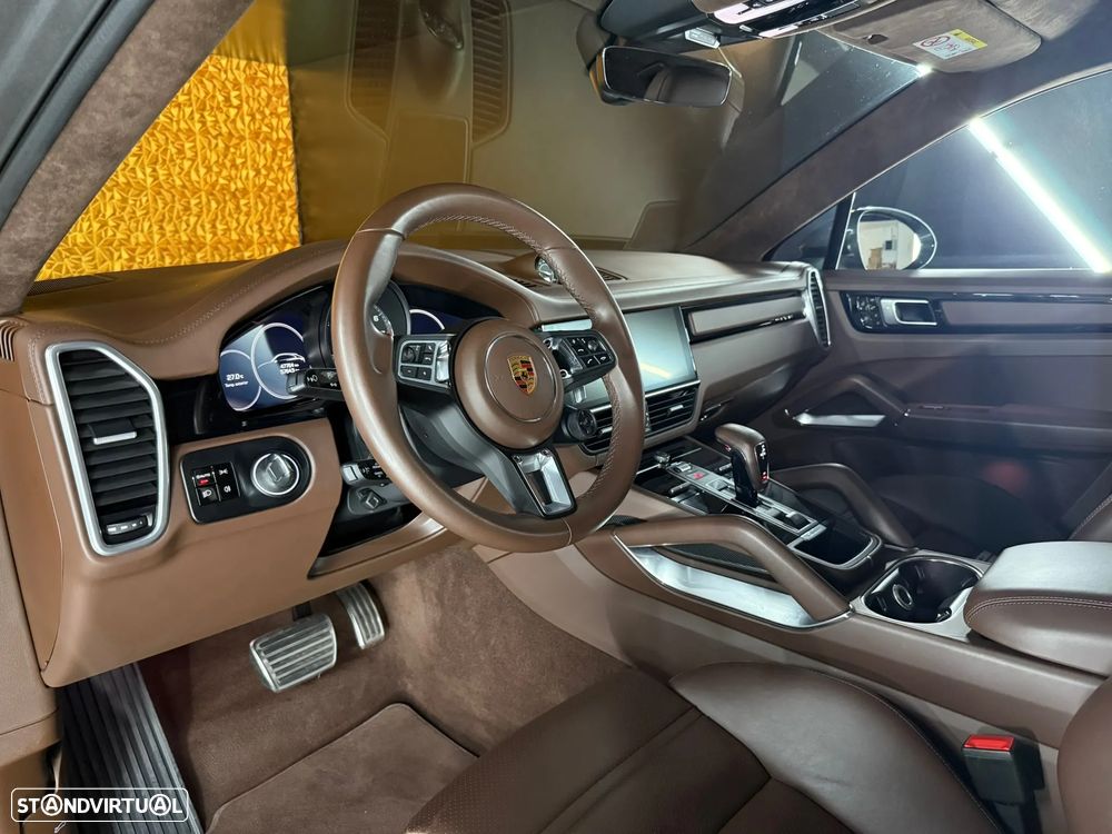 Porsche Cayenne Coupé Turbo S E-Hybrid - 34