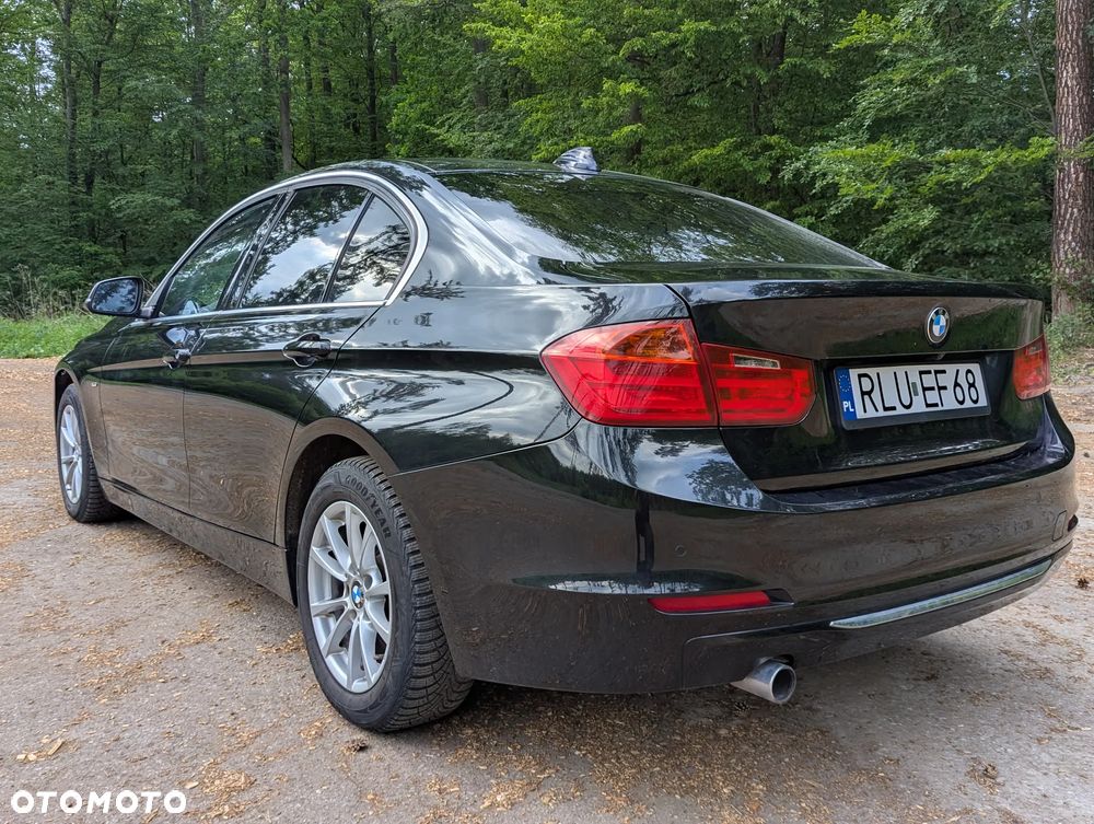 BMW Seria 3 320d - 9