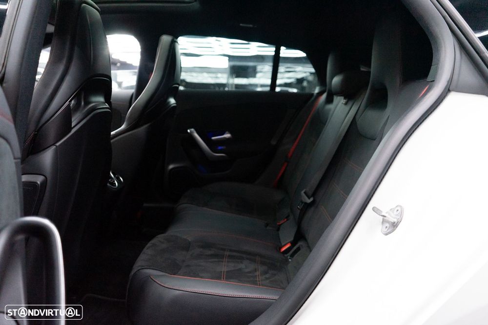 Mercedes-Benz CLA 45 AMG S Shooting Brake 4Matic+ - 30