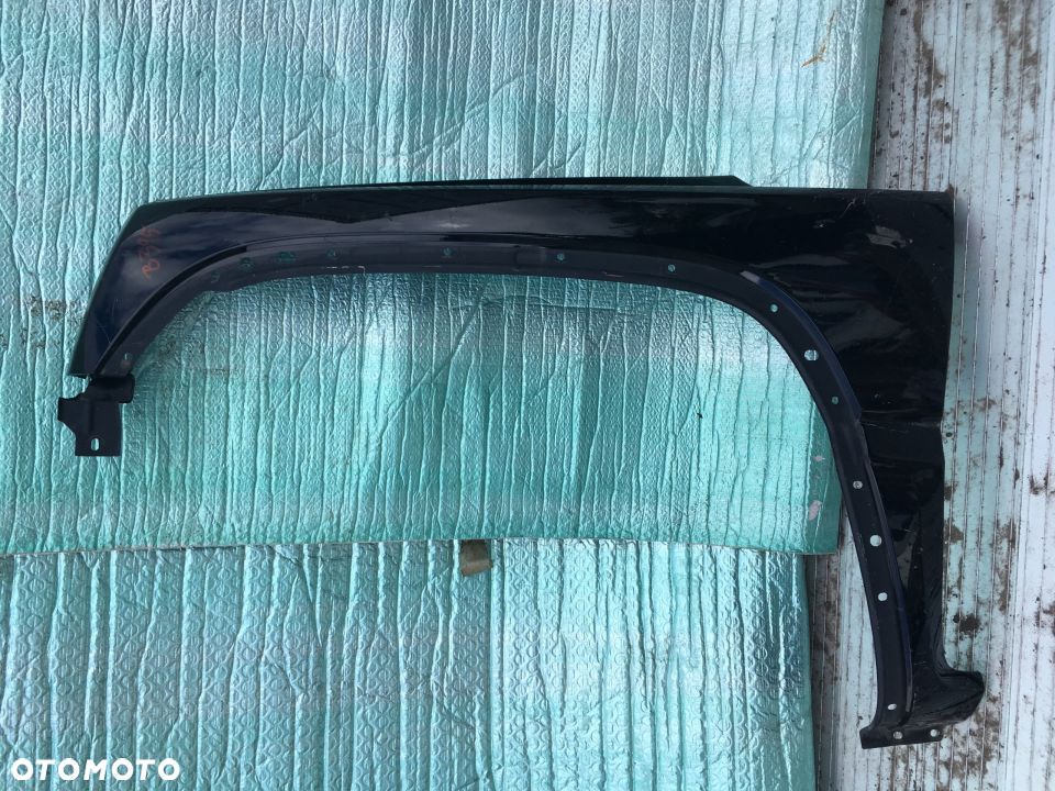 B395 JEEP LIBERTY CHEROKEE KJ BŁOTNIK LEWY PRZEDNI - 1