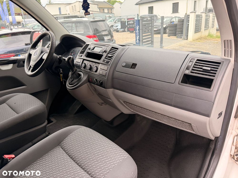 Volkswagen Transporter - 16