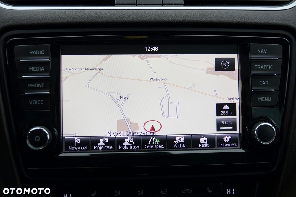 Skoda Octavia 2.0 TDI L&K DSG - 4