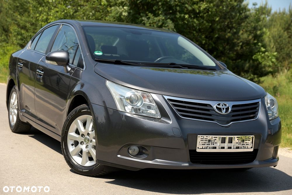 Toyota Avensis 1.8 Executive - 1