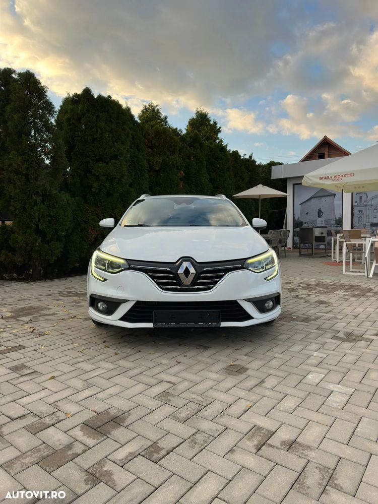 Renault Megane ENERGY dCi 130 BOSE EDITION - 3