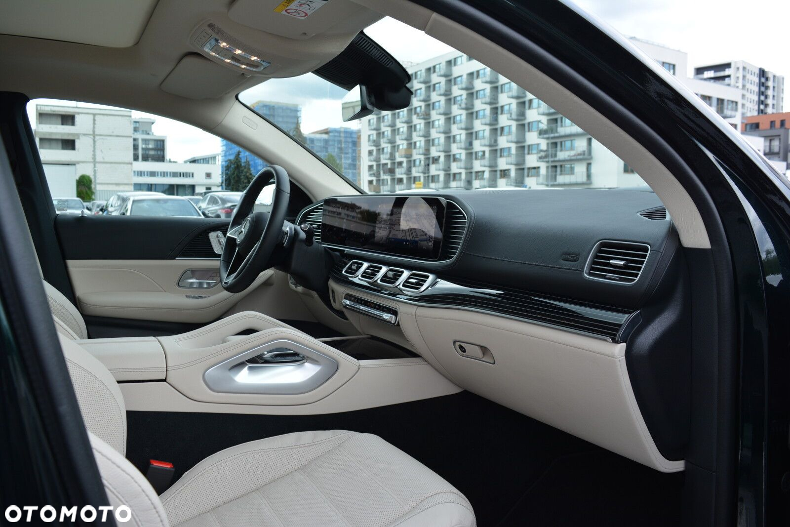 Mercedes-Benz GLE - 29