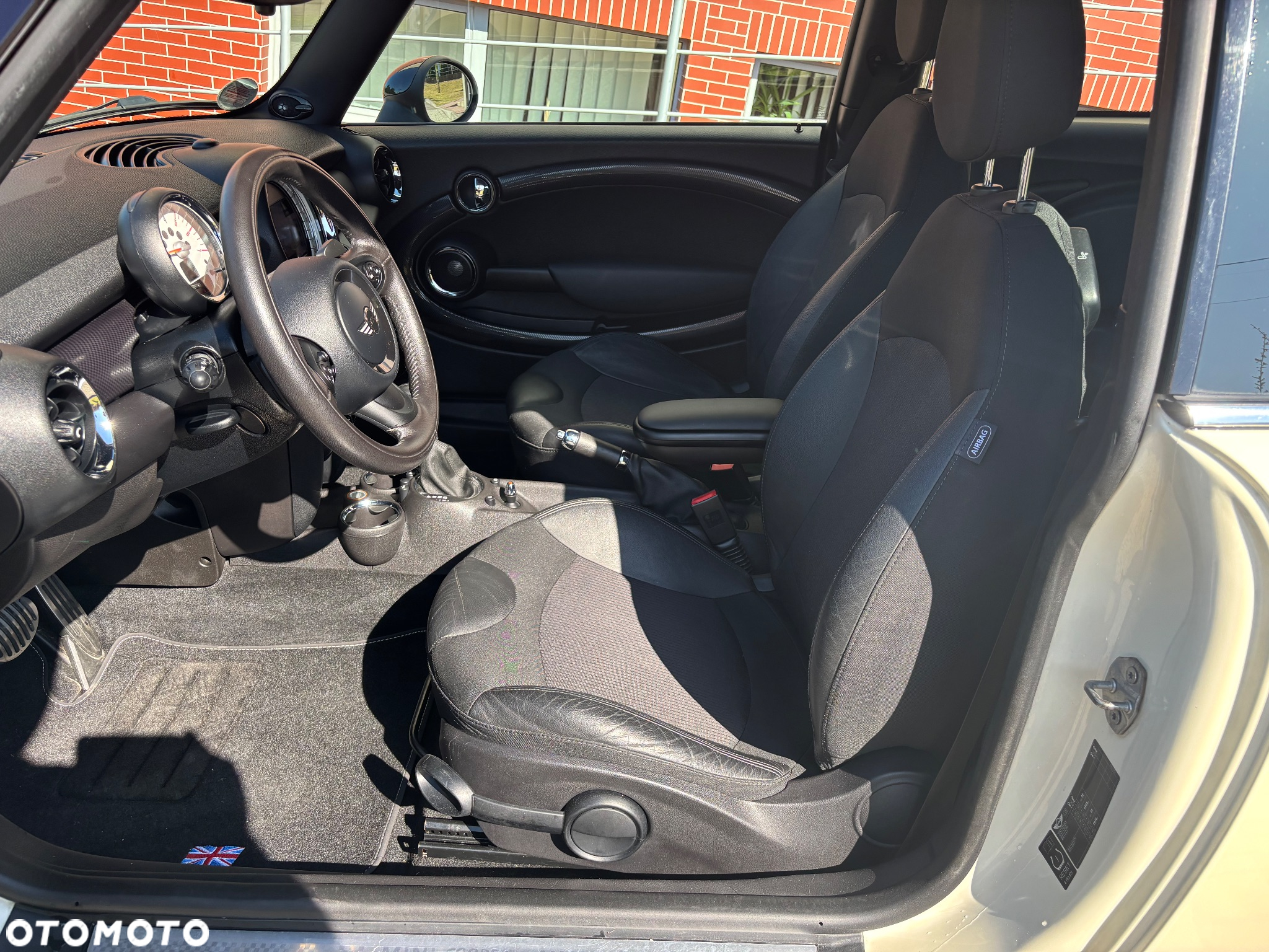 MINI Cooper SD Coupe - 12