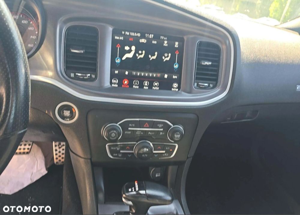 Dodge Charger - 7