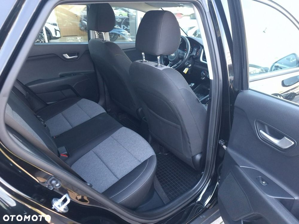 Kia Stonic 1.0 T-GDI M - 28