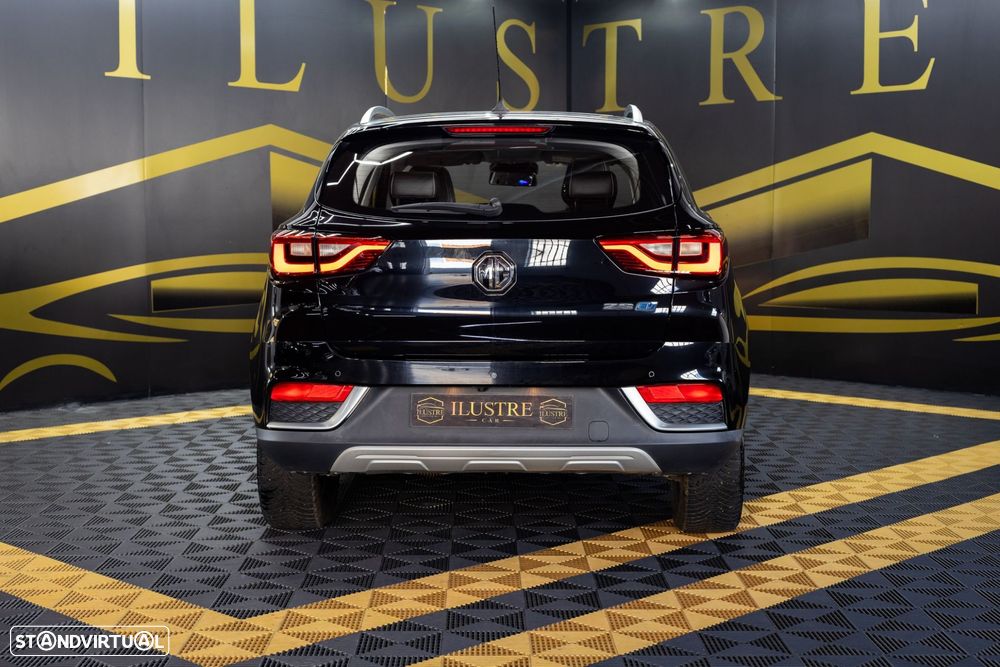 MG ZS EV 44.5 kWh Luxury - 5