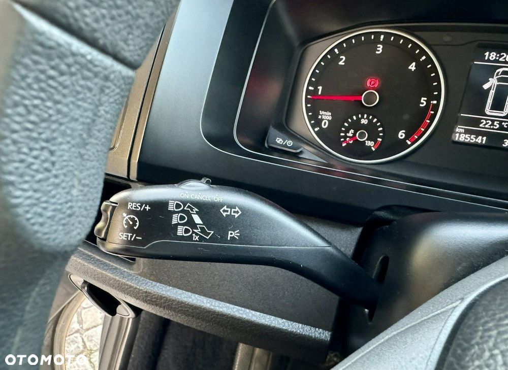 Volkswagen Caravelle 2.0 TDI L1 Comfortline 4Motion - 22