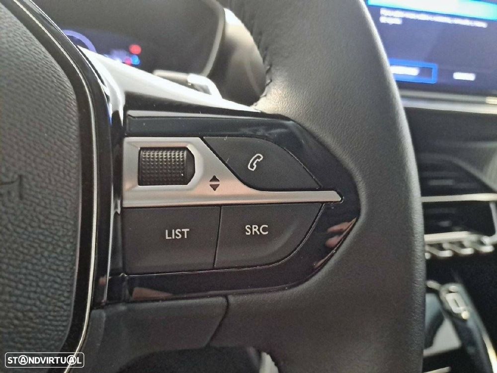 Peugeot 208 1.2 Hybrid Allure e-DCS6 - 17