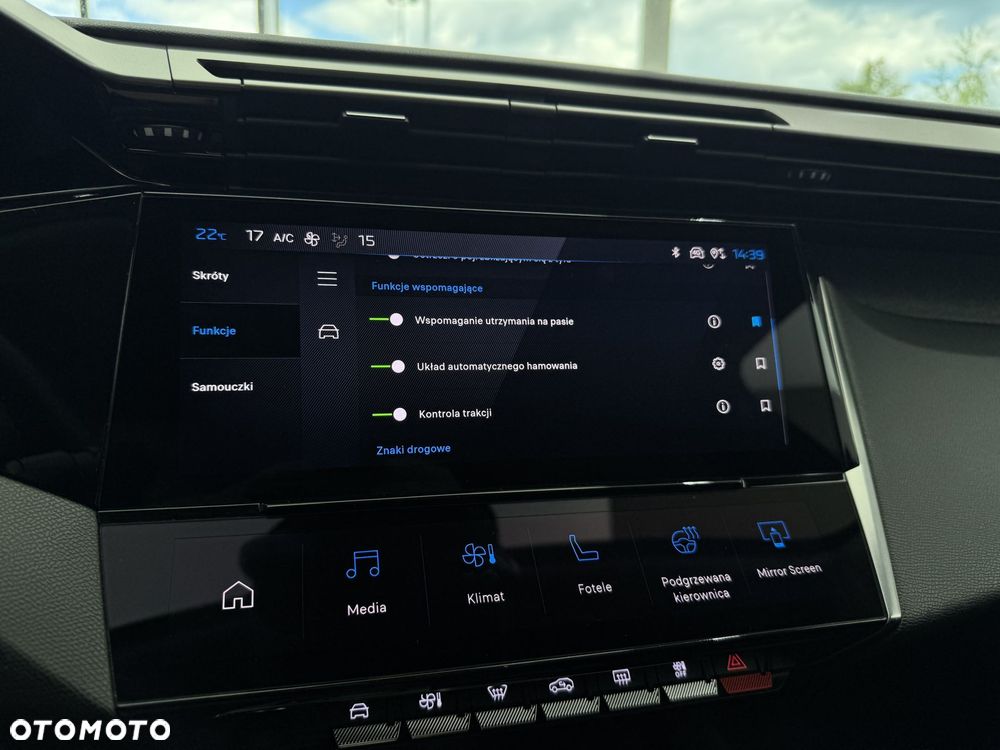 Peugeot 308 1.6 Hybrid PHEV Allure Pack EAT8 - 33