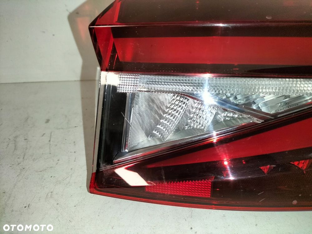 Lampa tylna tył prawa SKODA ENYAQ 21- LED - 3