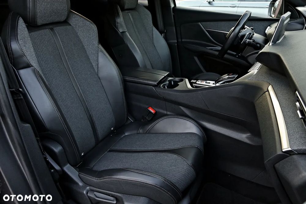 Peugeot 3008 - 19