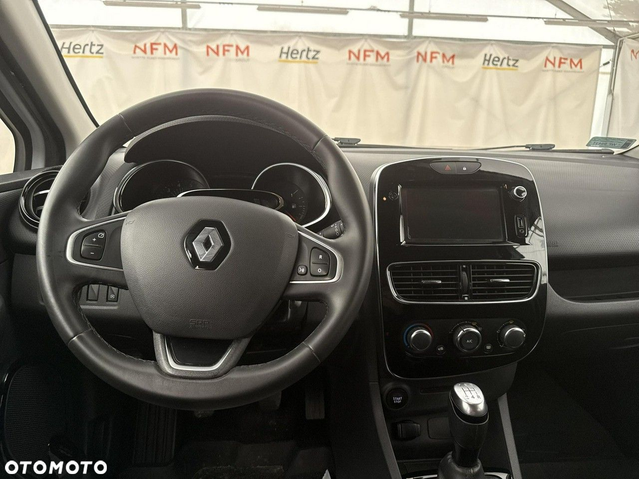 Renault Clio - 14