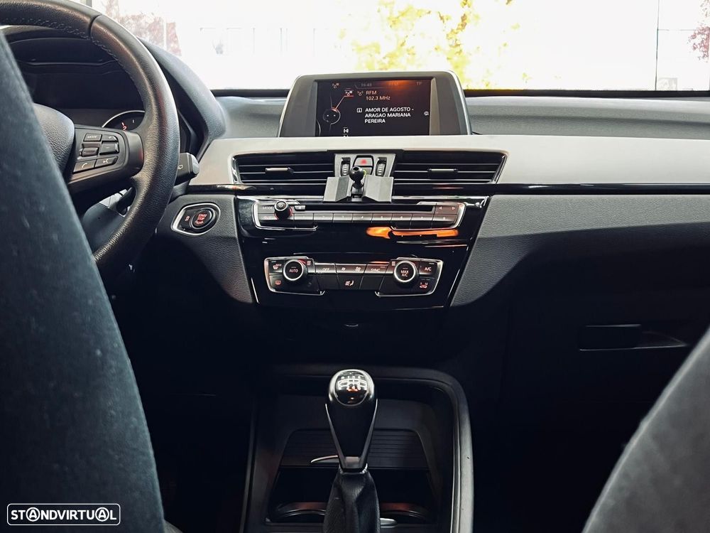 BMW X1 16 d sDrive Advantage - 28