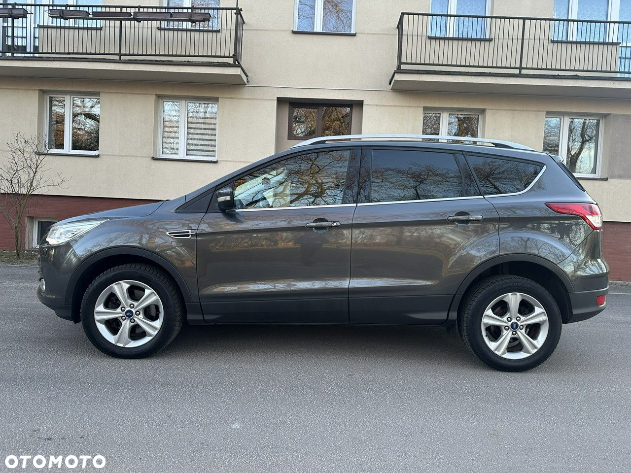 Ford Kuga - 3