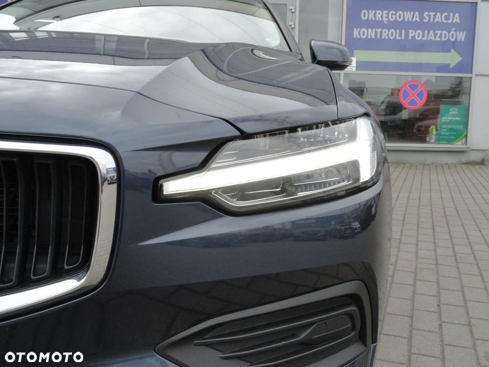 Volvo V60 D3 Drive-E Dynamic Edition (Momentum) - 25