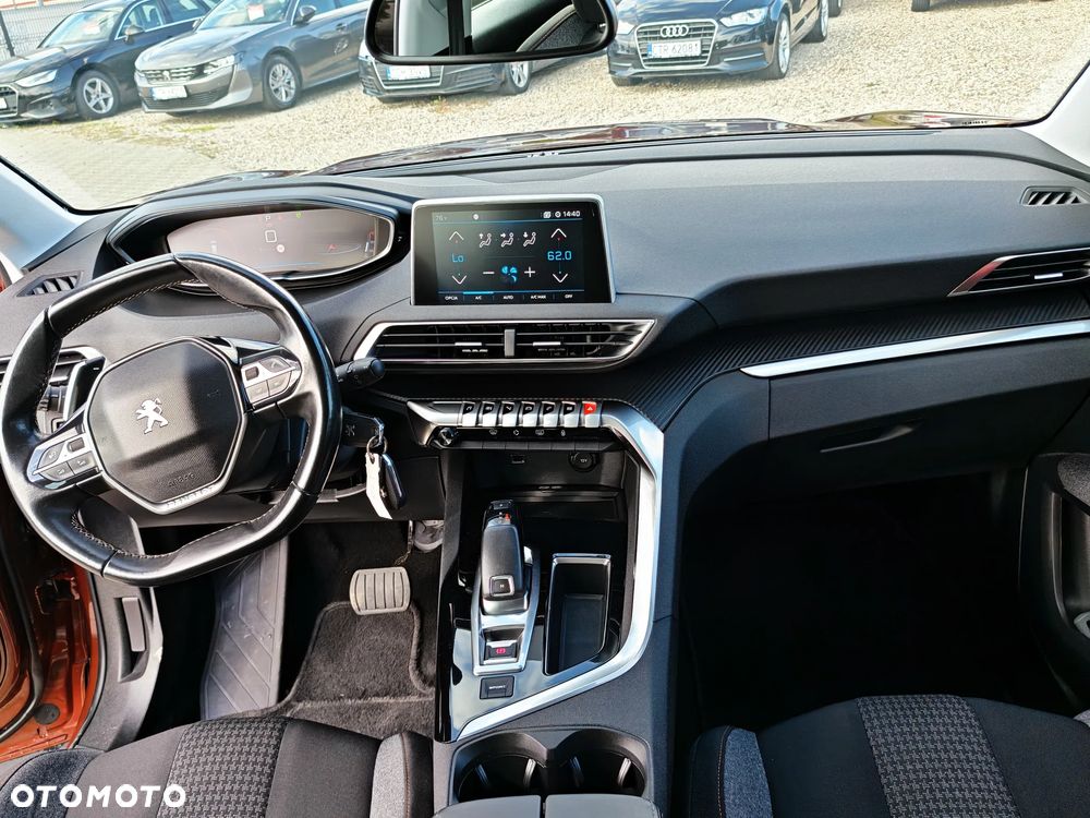 Peugeot 3008 1.2 PureTech Active S&S EAT6 - 16