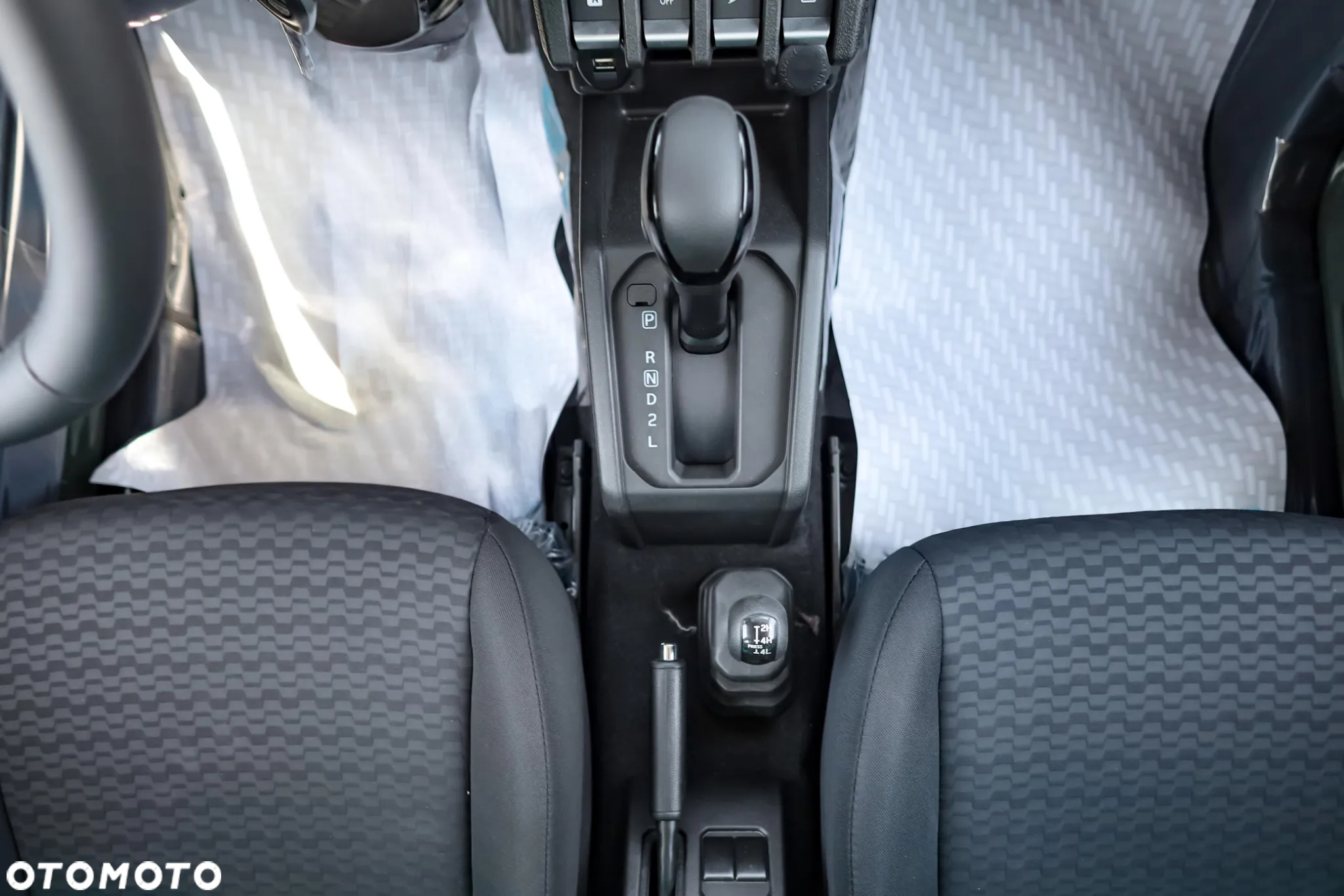 Suzuki Jimny 1.5 Elegance - 25