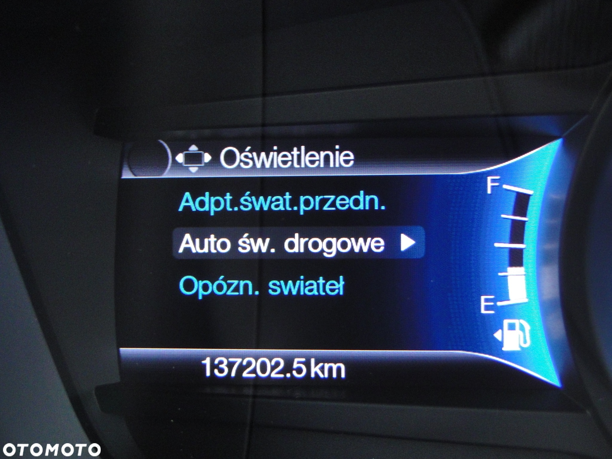 Ford Mondeo 2.0 Hybrid Vignale - 34