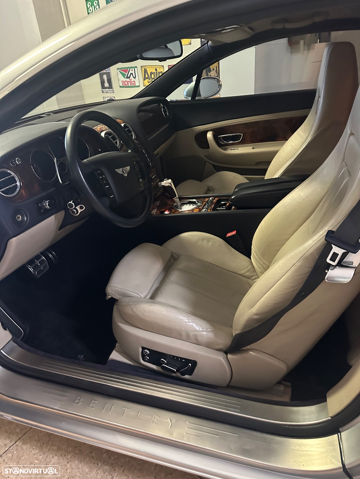 Bentley Continental GT - 18