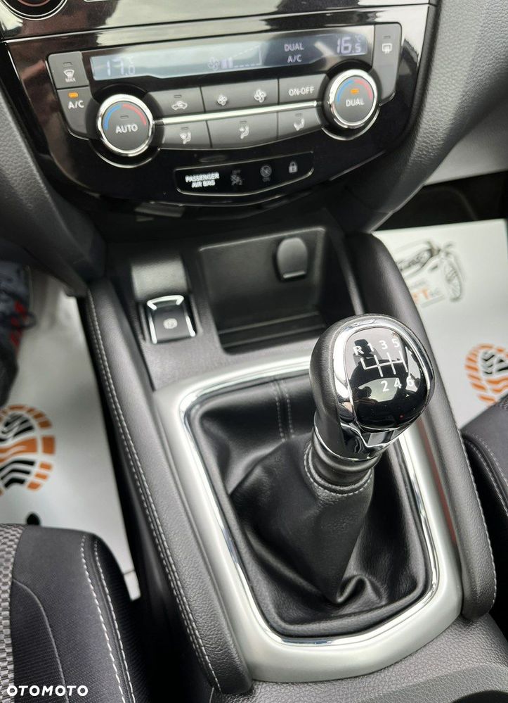 Nissan Qashqai 1.2 DIG-T Tekna+ - 28