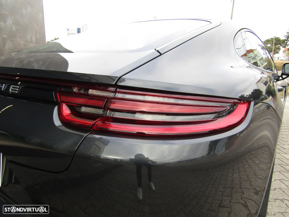 Porsche Panamera 4 E-Hybrid - 9