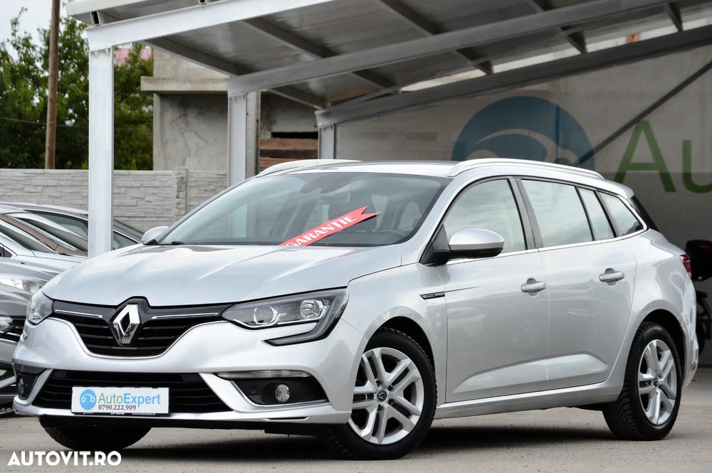 Renault Megane 1.5 dCi Dynamique Aut. - 4
