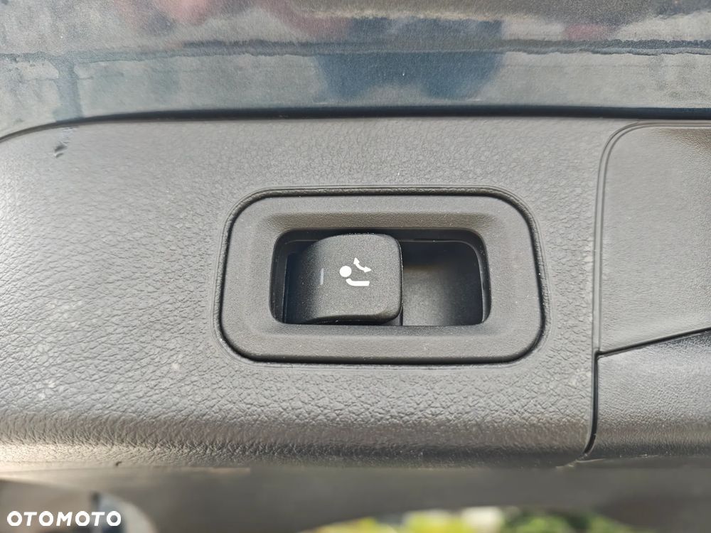 Mercedes-Benz Klasa B 220 d 8G-DCT Edition 2020 - 17