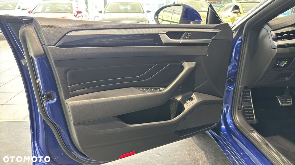 Volkswagen Arteon 2.0 TDI R-Line DSG - 11