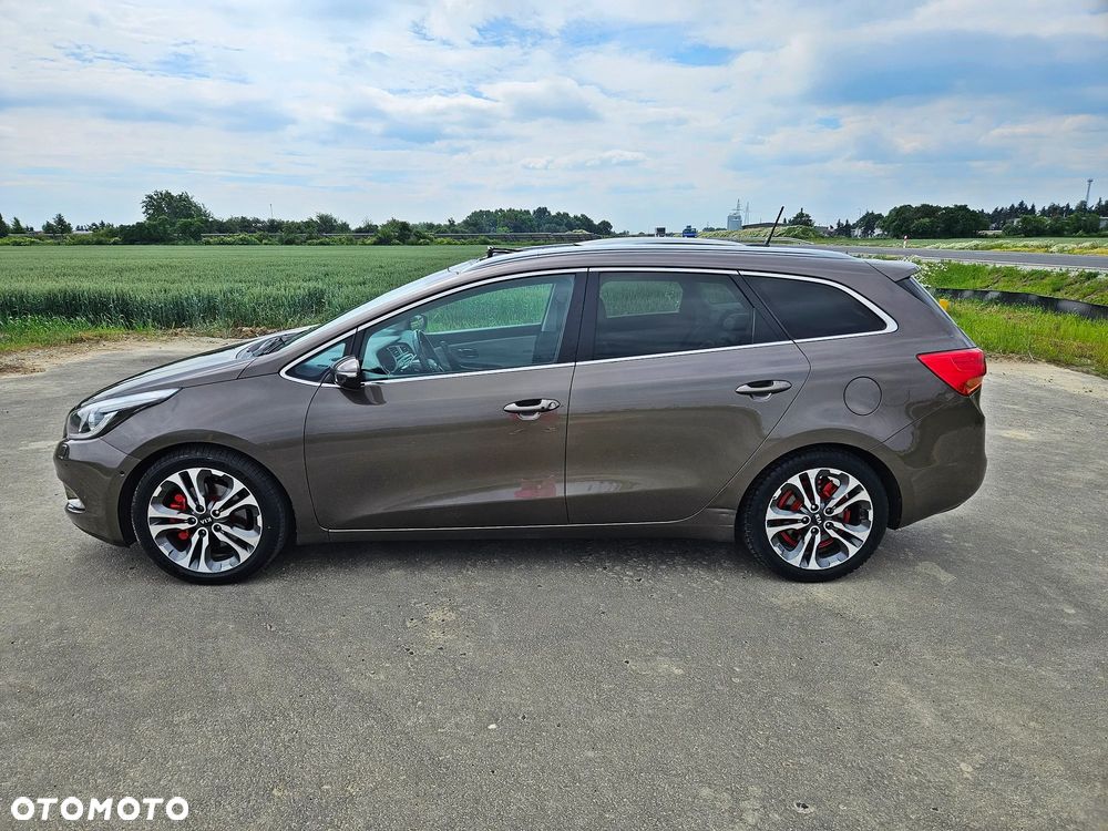 Kia Ceed 1.6 GDI DCT Platinum Edition - 4