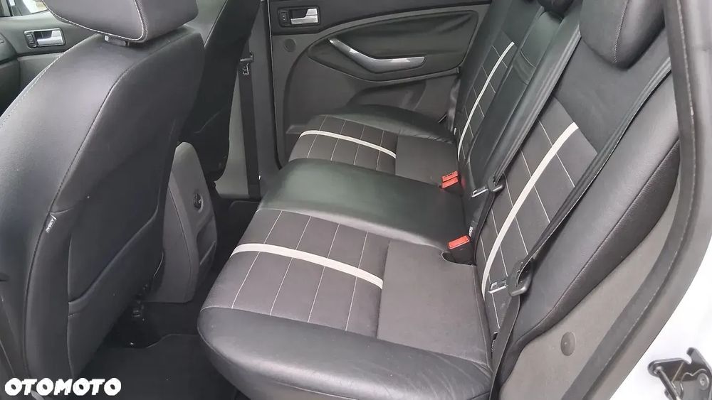 Ford Kuga 2.0 TDCi 4WD Titanium - 21