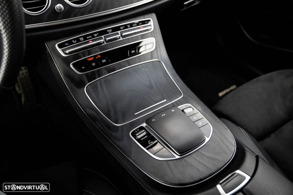 Mercedes-Benz E 300 - 32